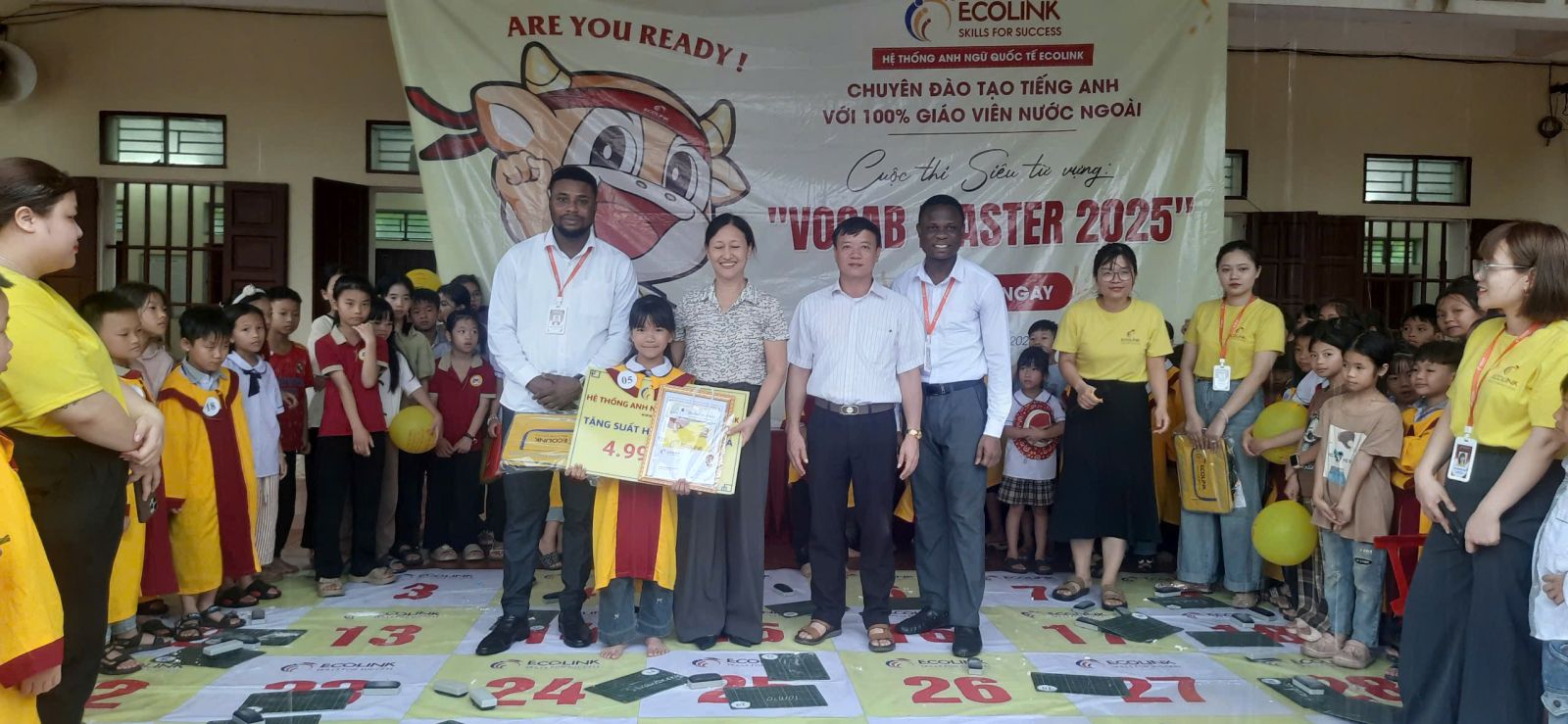 Description: C:\Users\ADMIN\Desktop\Ảnh Tư liệu\Rung chuông Vàng\z6615645552531_a842849c208489be2902ad183a48a71d.jpg