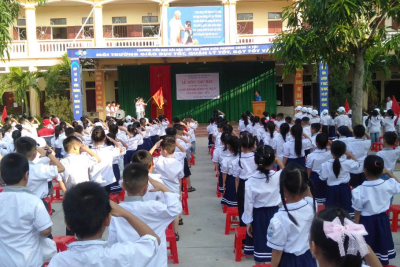 Trường Tiểu học Hải Hòa long trọng Tổ chức Lễ đón thư Bác (15/10) và phát động phong trào thi đua Dạy tốt – Học tốt hướng tới ngày kỉ niệm ngày nhà giáo Việt Nam 20/11.