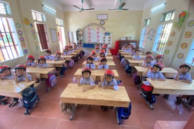 Mũ bảo hiểm chương trình “Giữ trọn ước mơ”. Trường Tiểu học Hải Hòa năm học 2025-2026