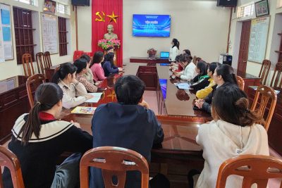 Trường Tiểu học Hải Hòa tổ chức Tập huấn “Bồi dưỡng về công tác công nghệ thông tin, chuyển đổi số đợt 2”