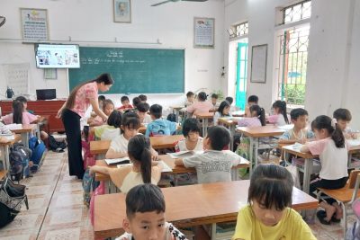 Sinh hoạt chuyên môn tổ 2+3 tháng 5 Theo nghiên cứu bài học