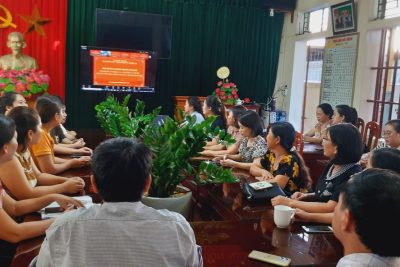 Cán bộ, giáo viên, nhân viên Trường Tiểu học Hải Hòa   tham gia tập huấn Chính trị Hè 2024